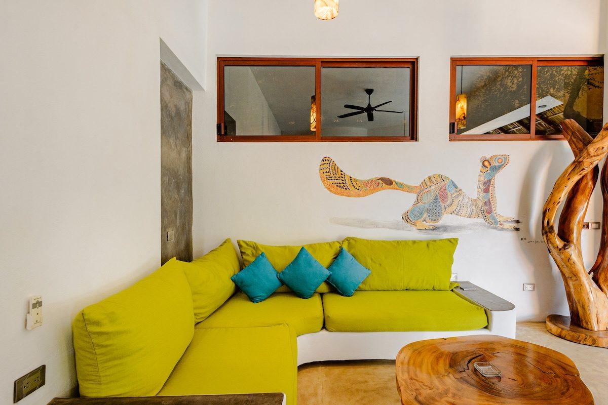 The living space open to the outdoors at Nahual, Tierra en Armonía
